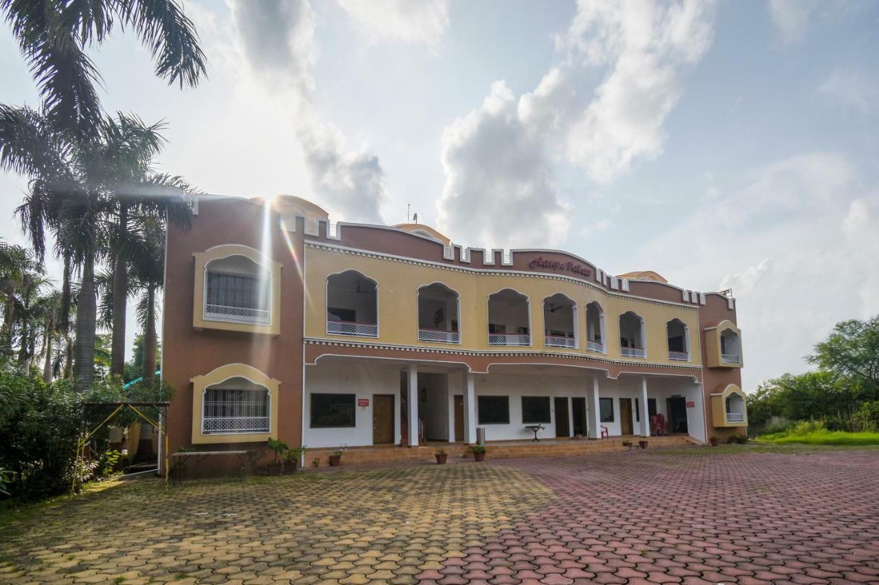 Oyo 47464 Hotel The Country Club Bilaspur (Chhattisgarh) Bagian luar foto