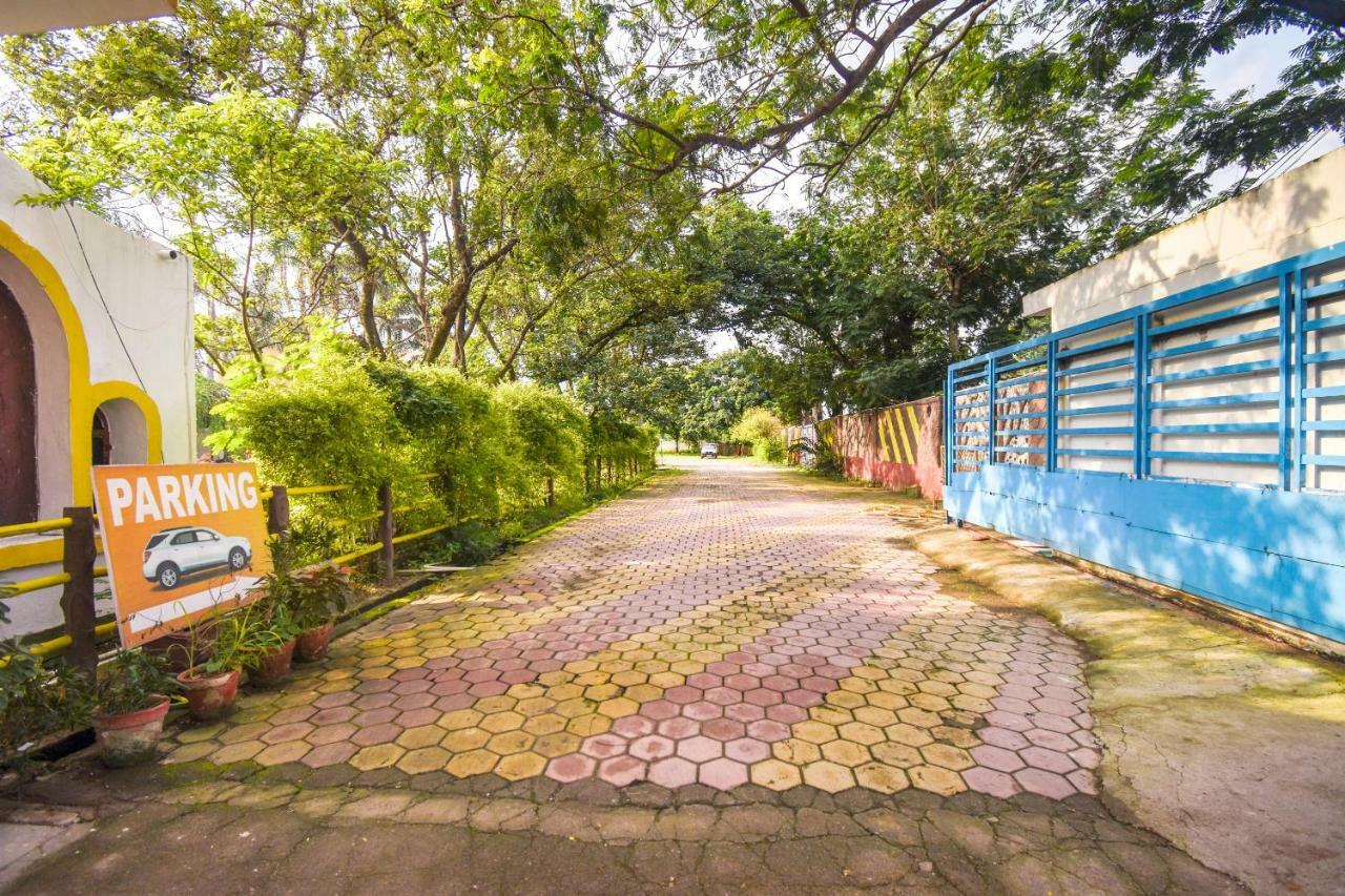 Oyo 47464 Hotel The Country Club Bilaspur (Chhattisgarh) Bagian luar foto